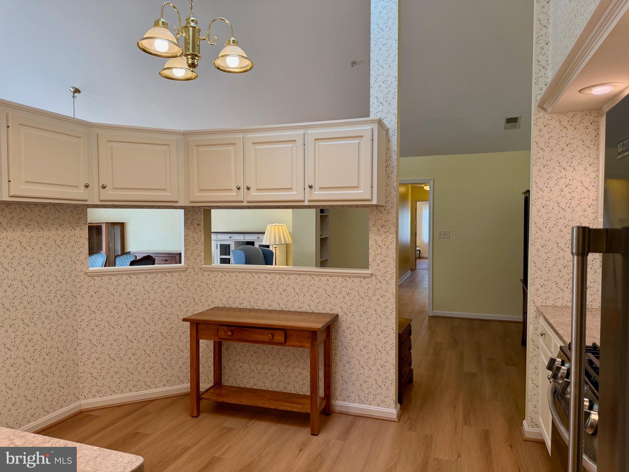 ENGLEBROOK PARK - Residential