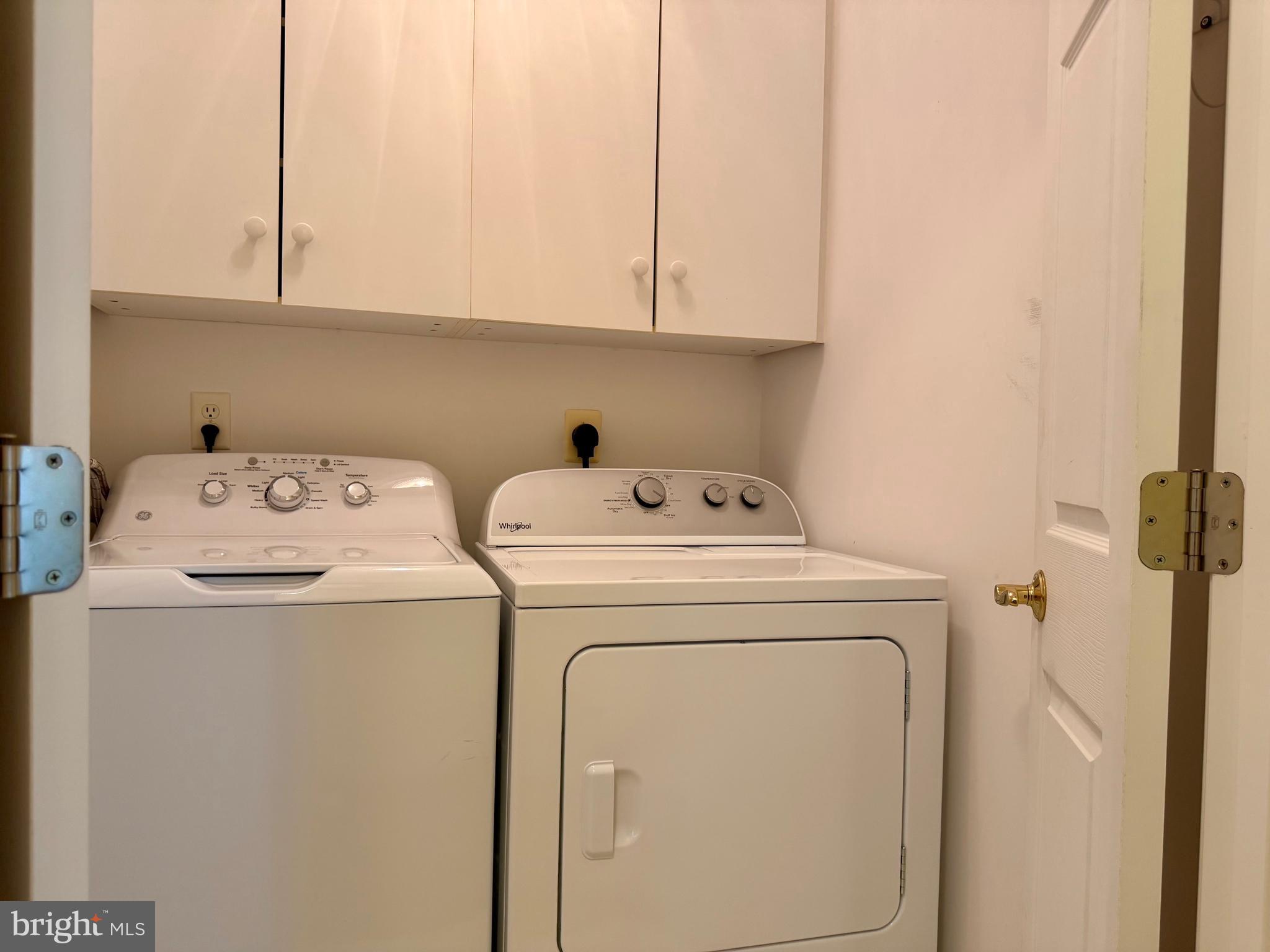 ENGLEBROOK PARK - Residential