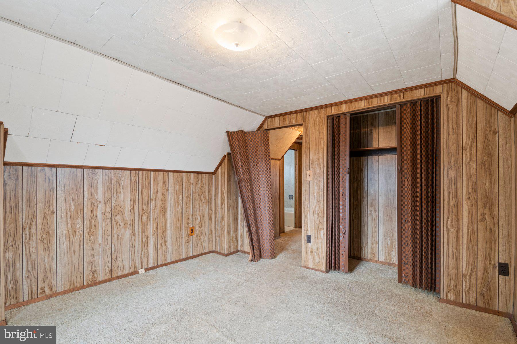 BARCROFT - Residential