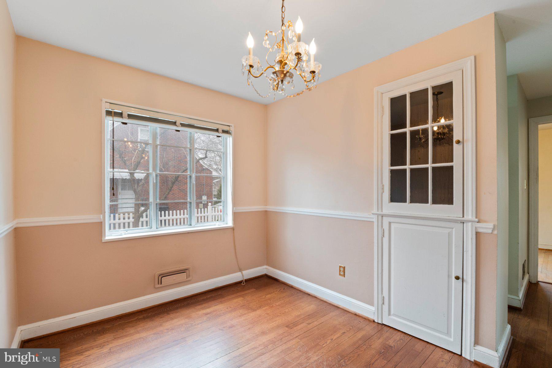 BARCROFT - Residential