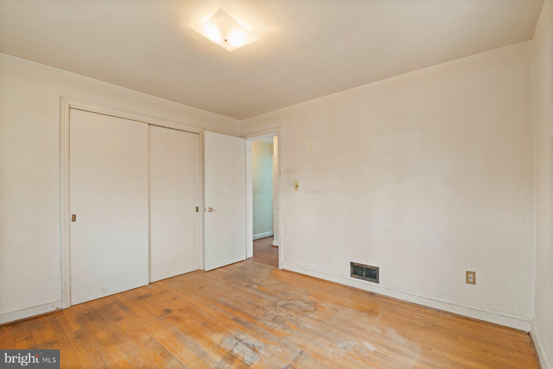 BARCROFT - Residential