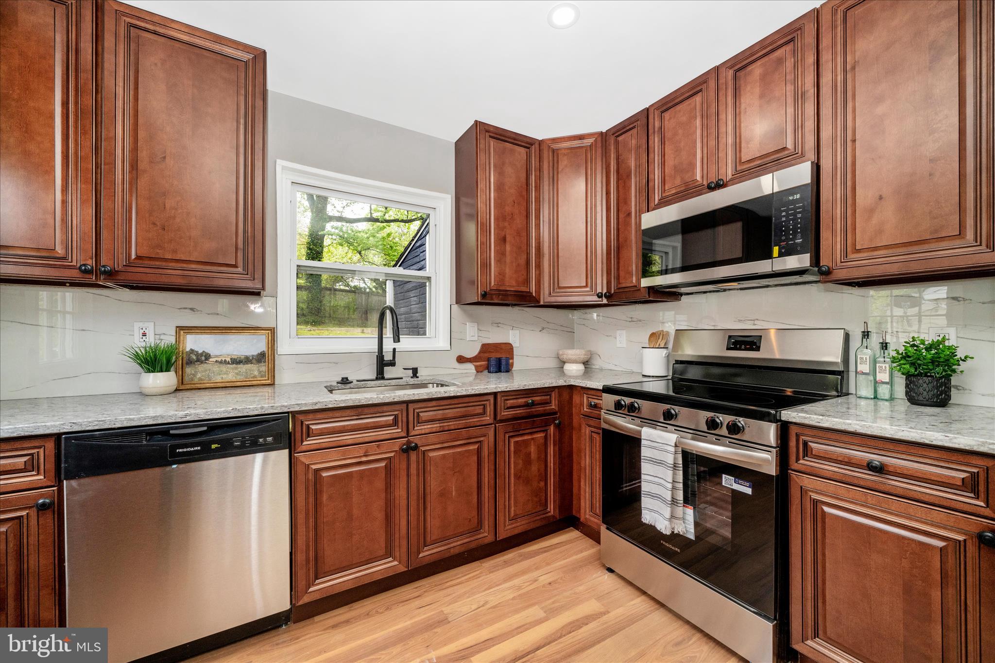 LANDOVER ESTATES - Residential