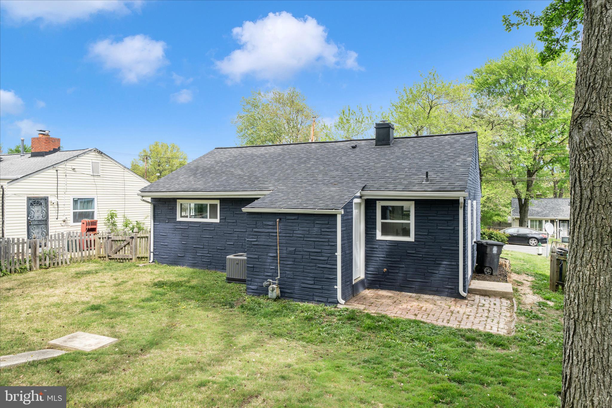 LANDOVER ESTATES - Residential