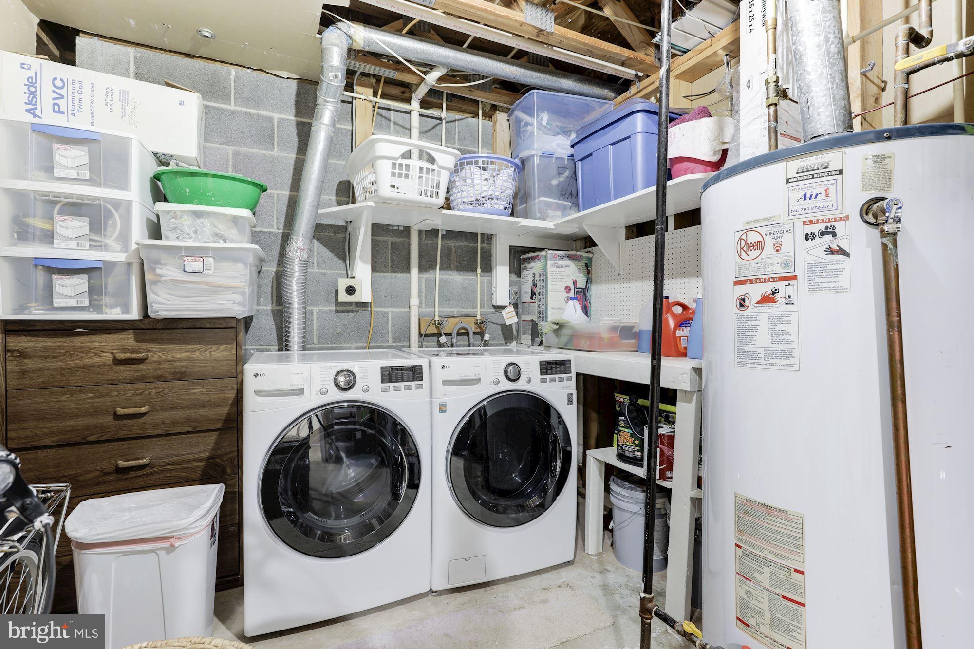 WOODSTONE - Residential Lease