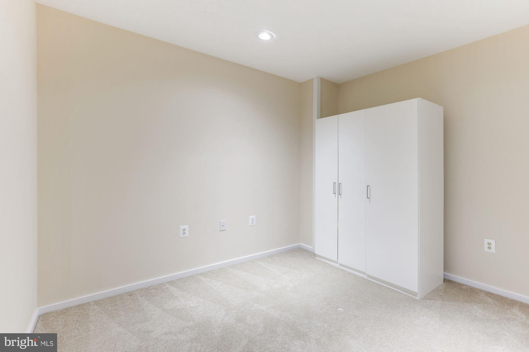 WOODSTONE - Residential Lease