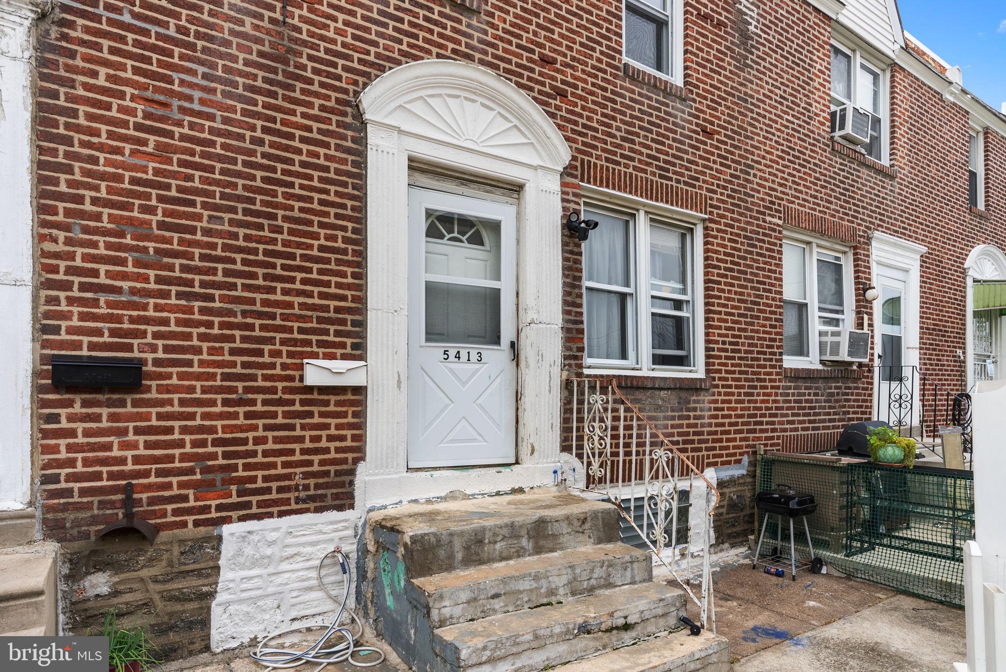 LAWNDALE - Residential