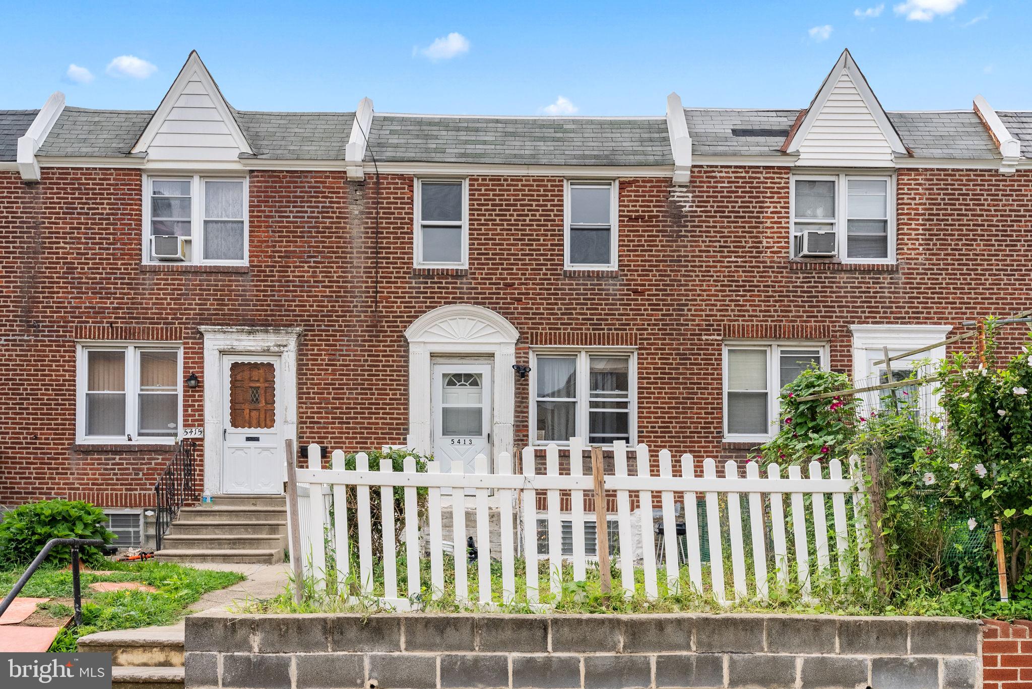 LAWNDALE - Residential