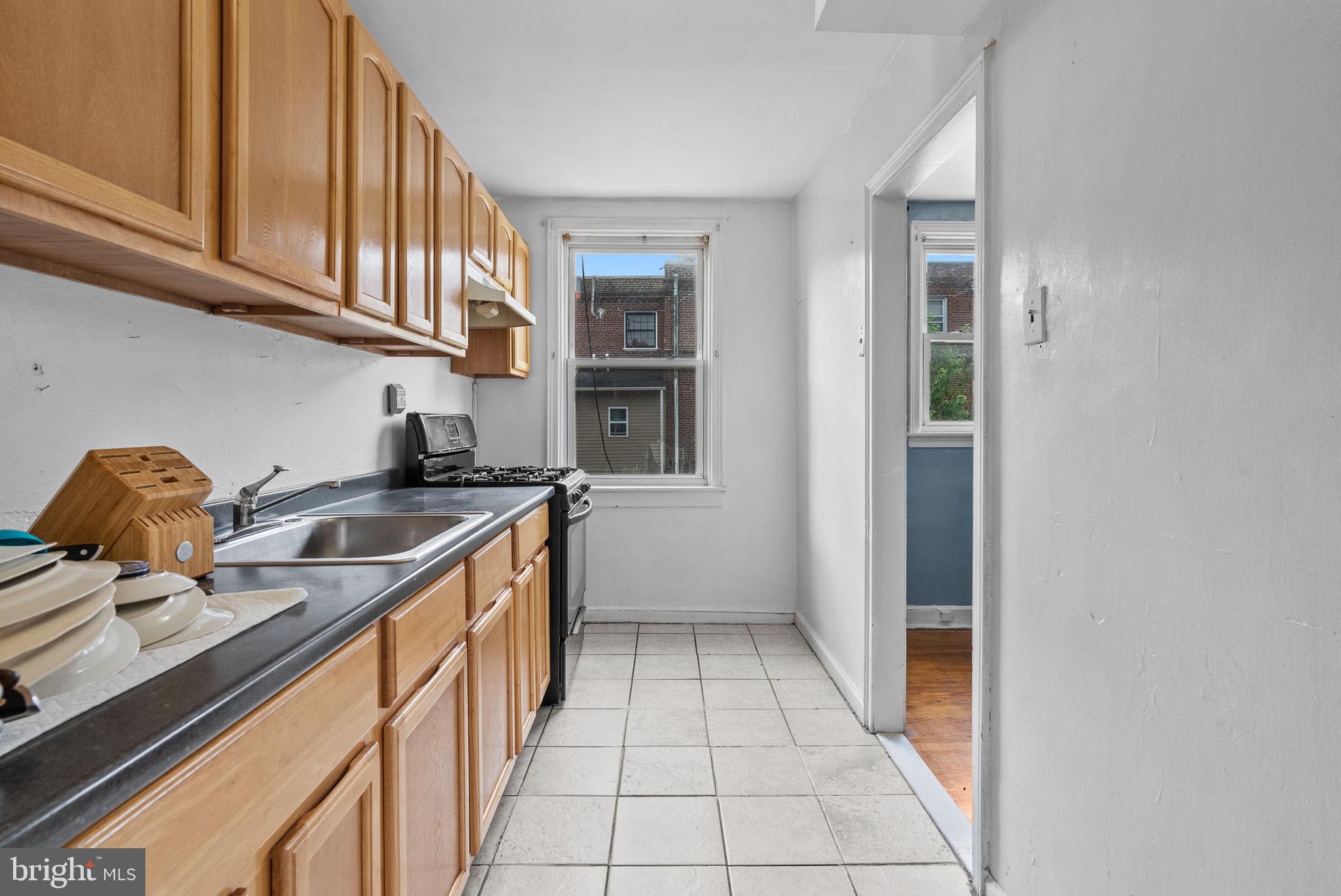 LAWNDALE - Residential