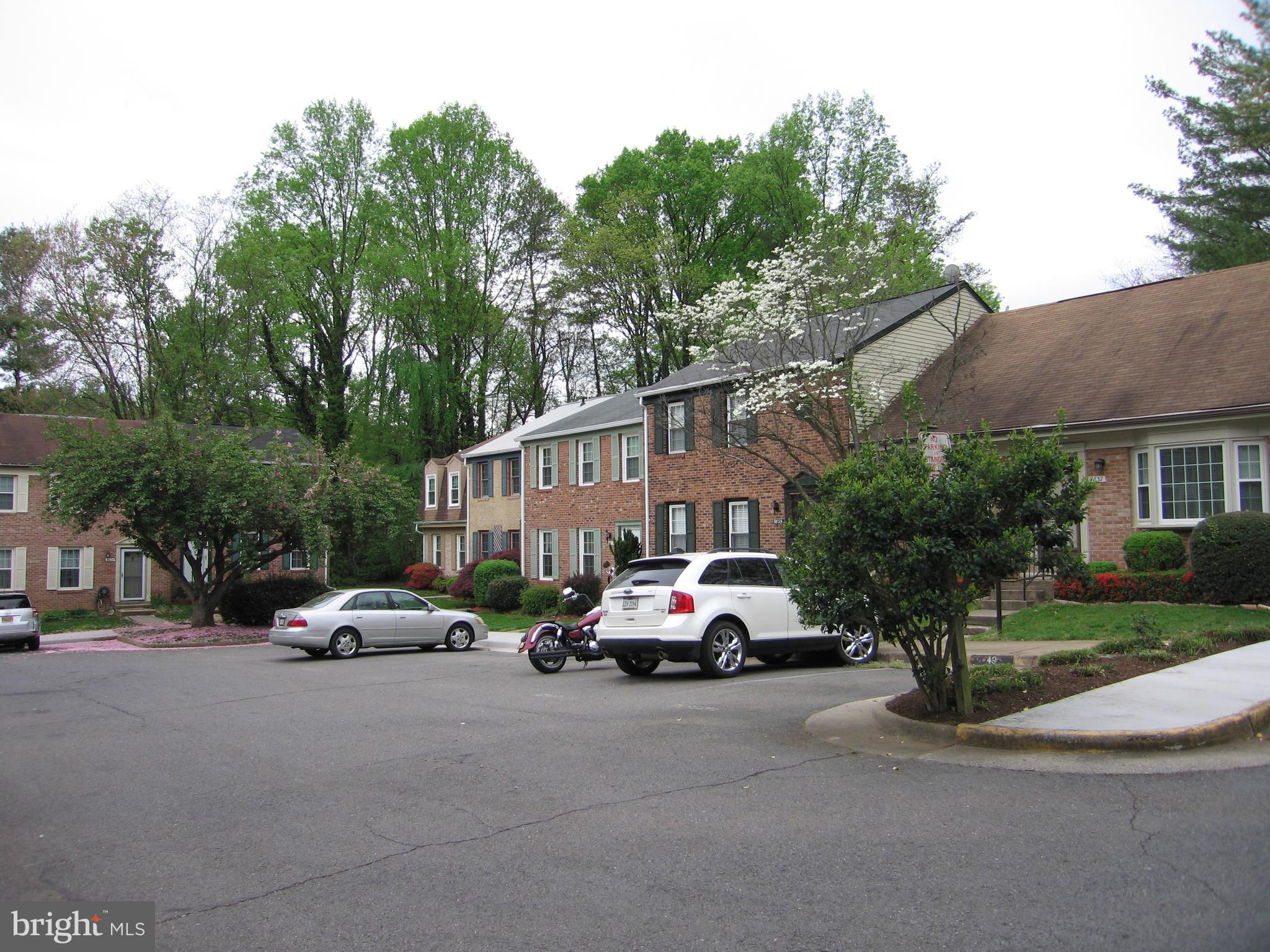 VILLA D ESTE VILLAGE - Residential Lease