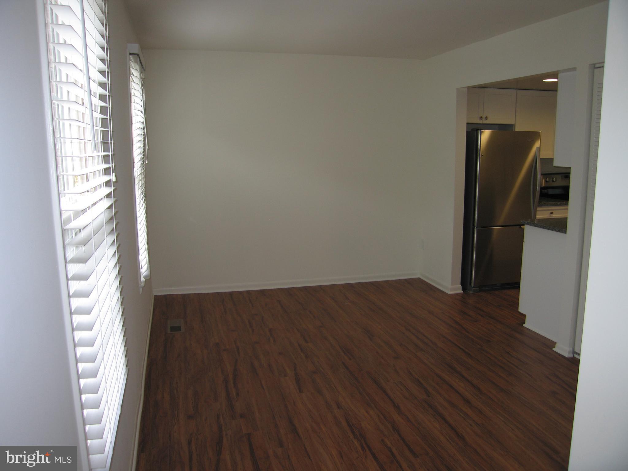 VILLA D ESTE VILLAGE - Residential Lease