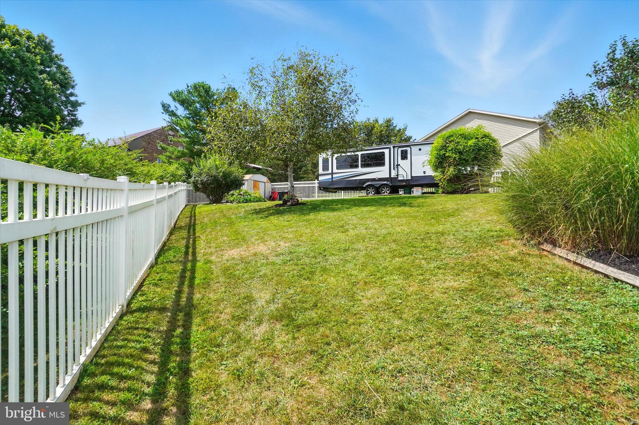 SHELLEYS RIVERVIEW - Residential