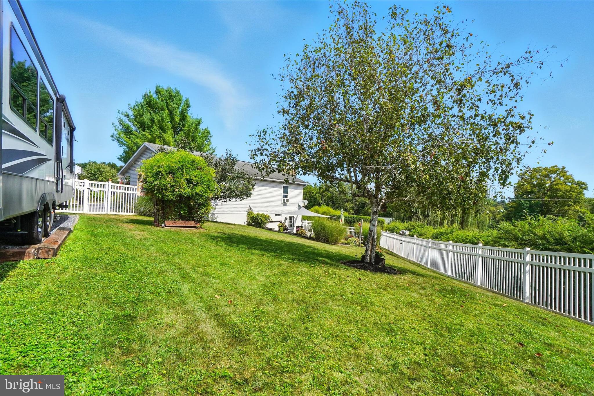 SHELLEYS RIVERVIEW - Residential