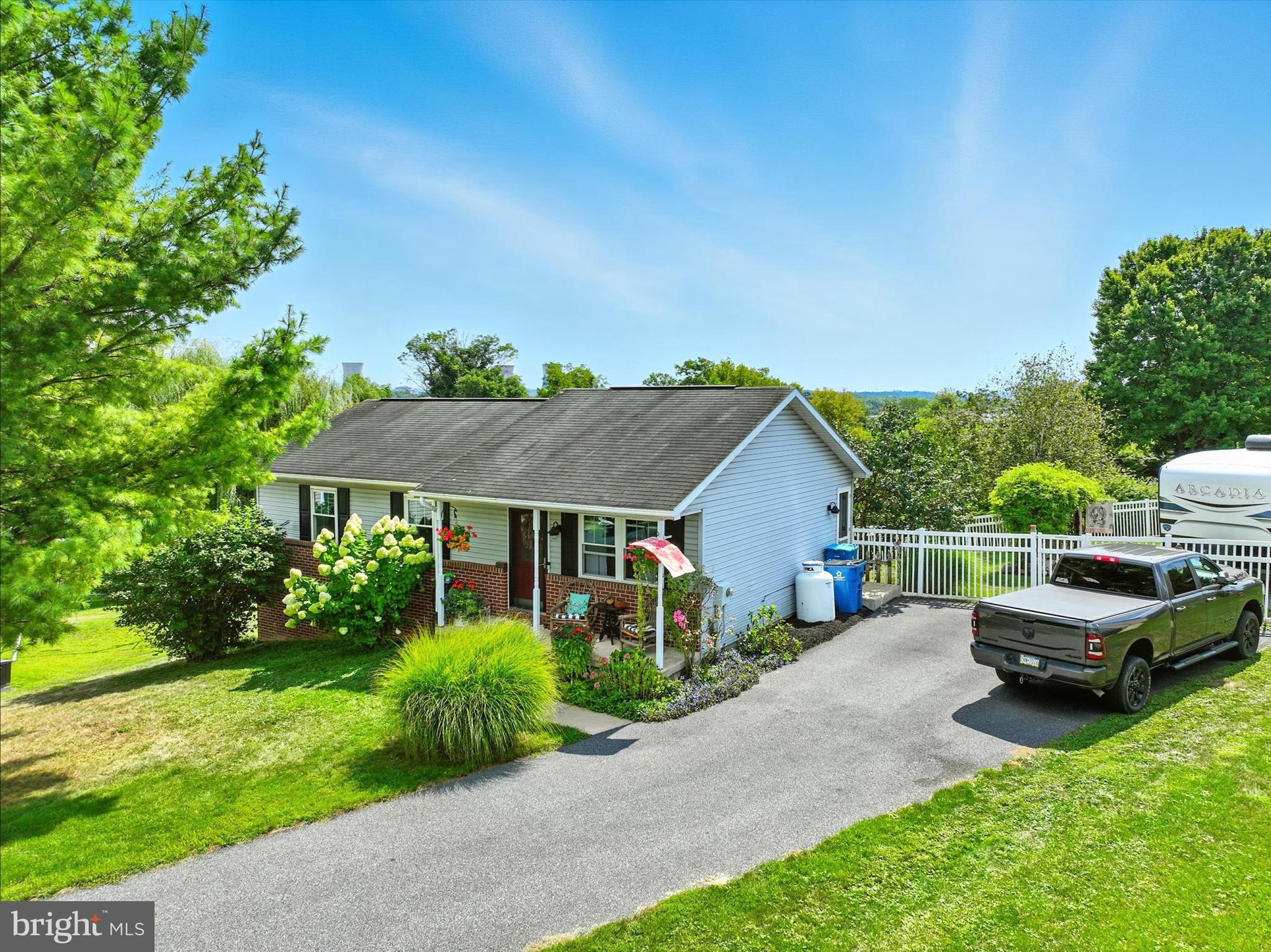 SHELLEYS RIVERVIEW - Residential