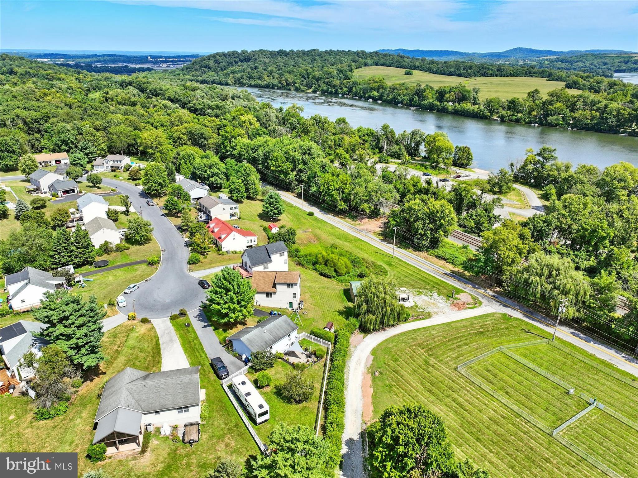 SHELLEYS RIVERVIEW - Residential