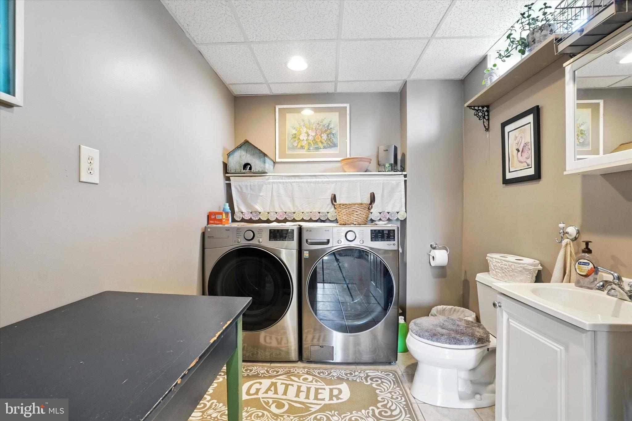 SHELLEYS RIVERVIEW - Residential