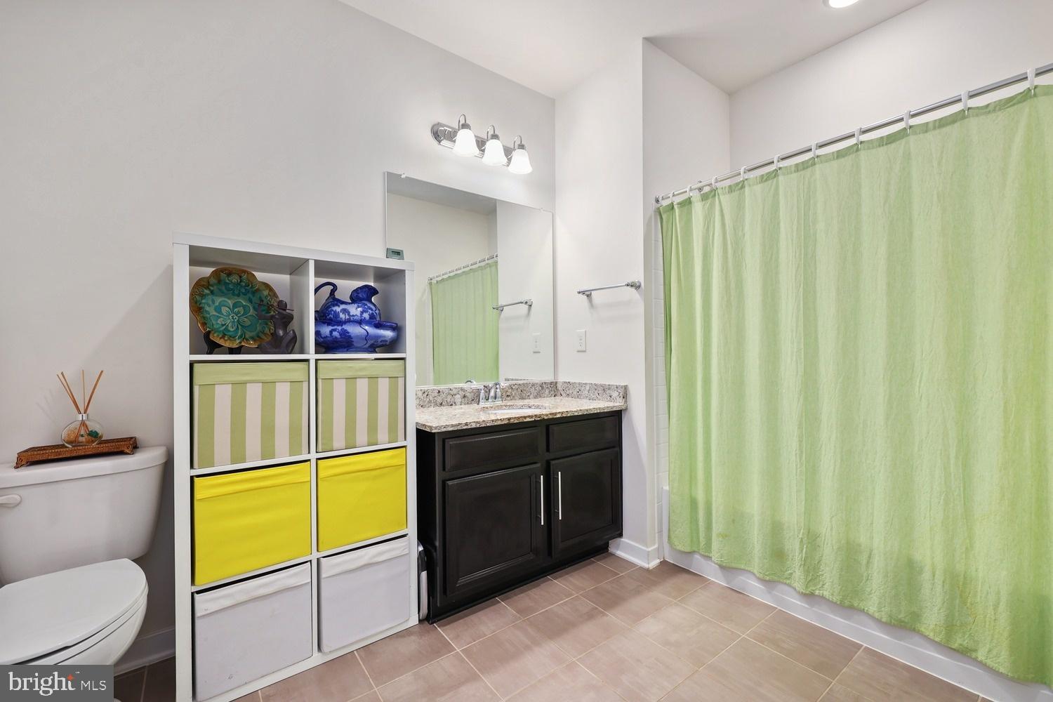 MOUNT VINEYARD - Residential Lease