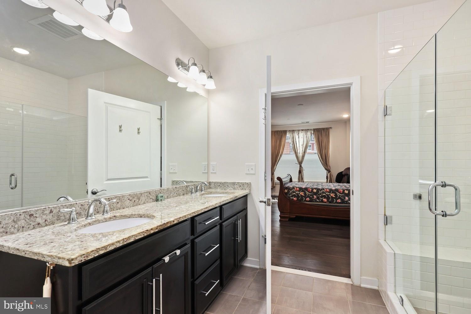 MOUNT VINEYARD - Residential Lease