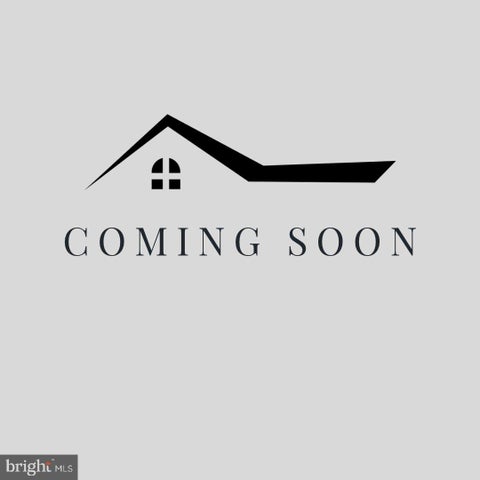 Photo of 1611 Chickasaw Place NE, LEESBURG, VA 20176 (MLS # VALO2138786)