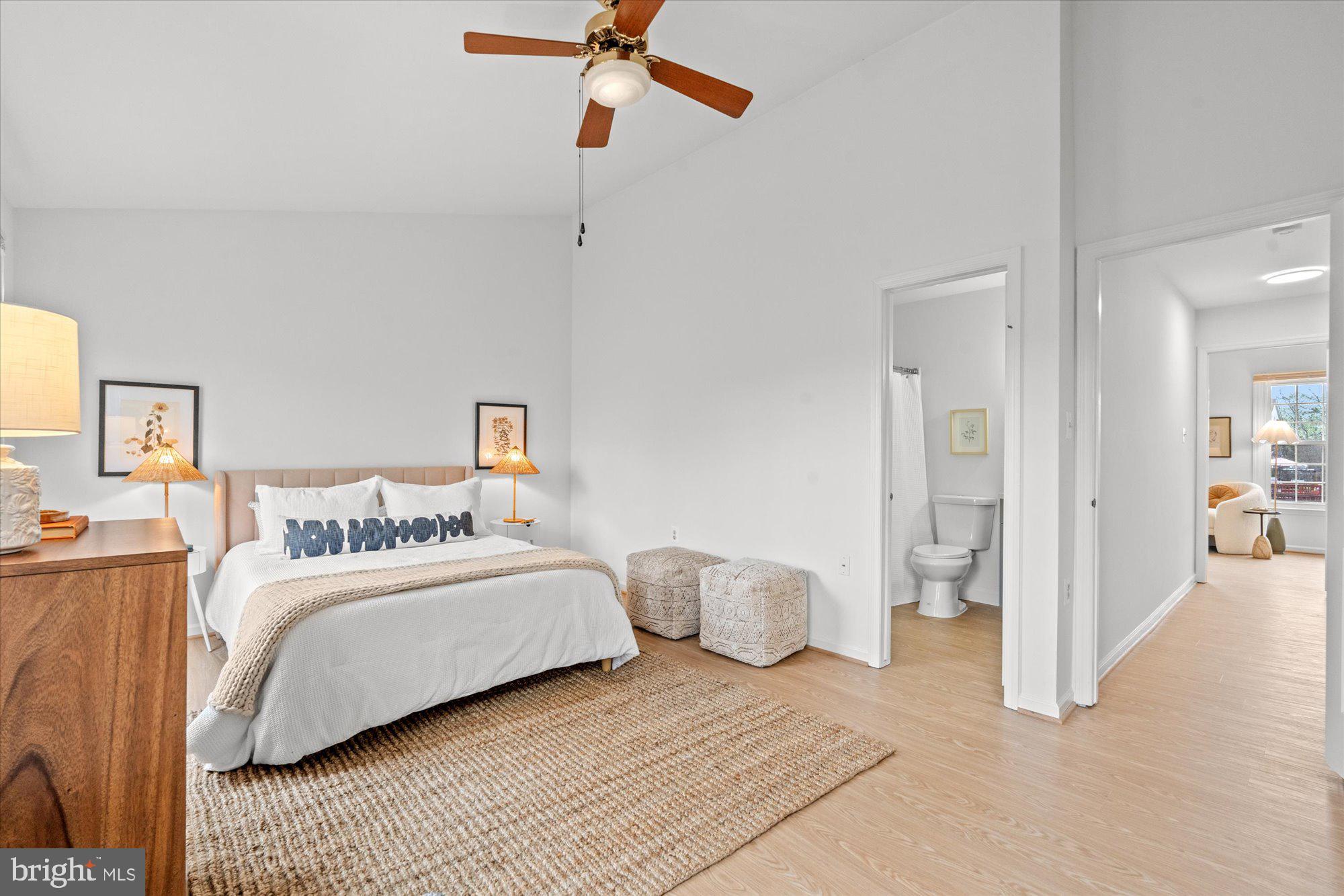 WELLINGTON COMMONS - Residential