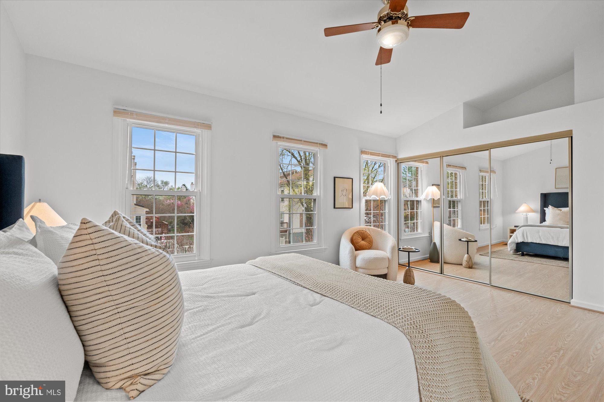 WELLINGTON COMMONS - Residential