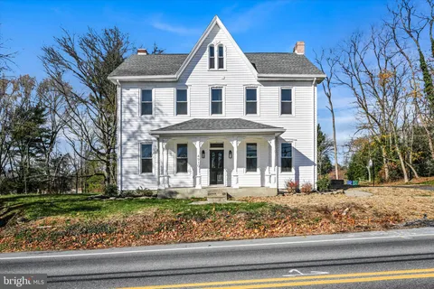 4910 Earl Drive, Harrisburg, PA 17112 - MLS#: PADA2040272