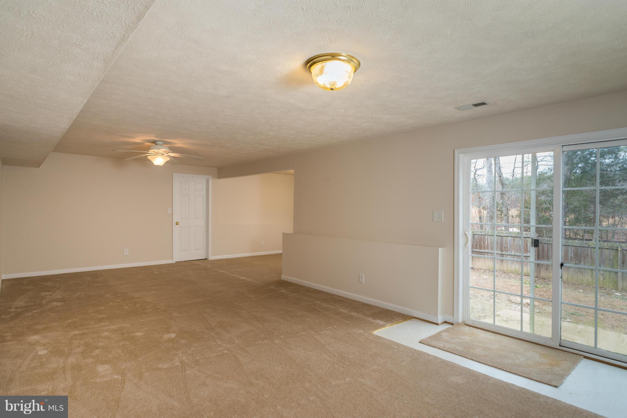 MANSFIELD PARK - Residential Lease