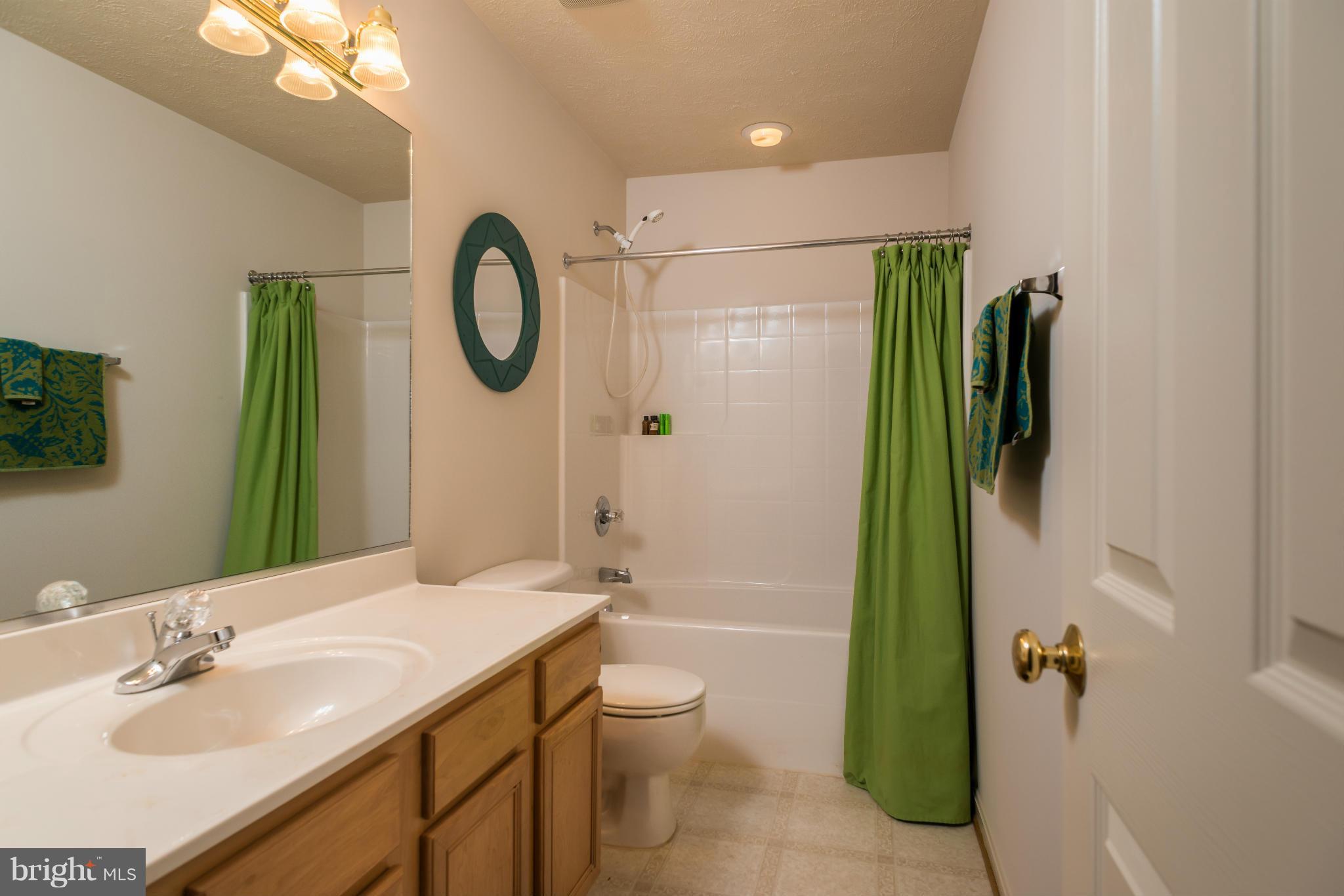 MANSFIELD PARK - Residential Lease