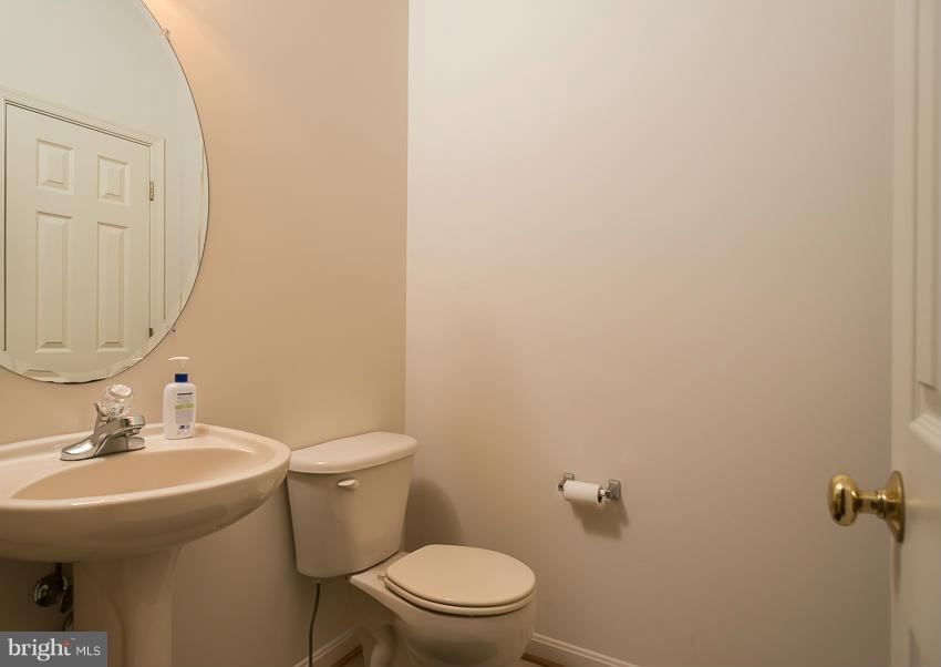 MANSFIELD PARK - Residential Lease