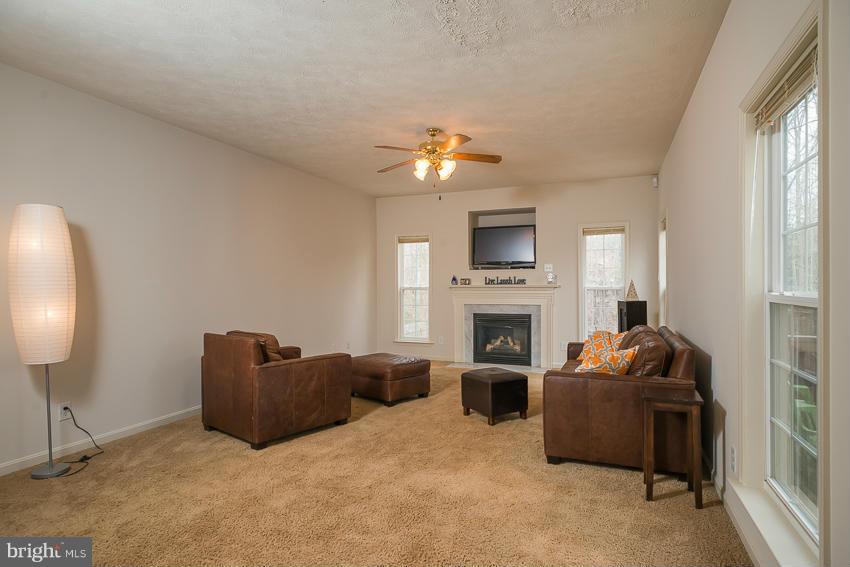 MANSFIELD PARK - Residential Lease