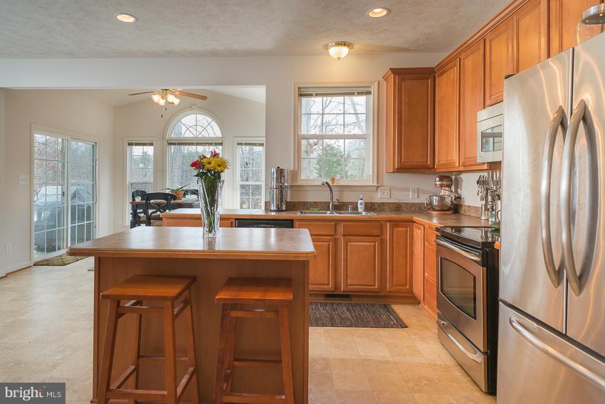 MANSFIELD PARK - Residential Lease