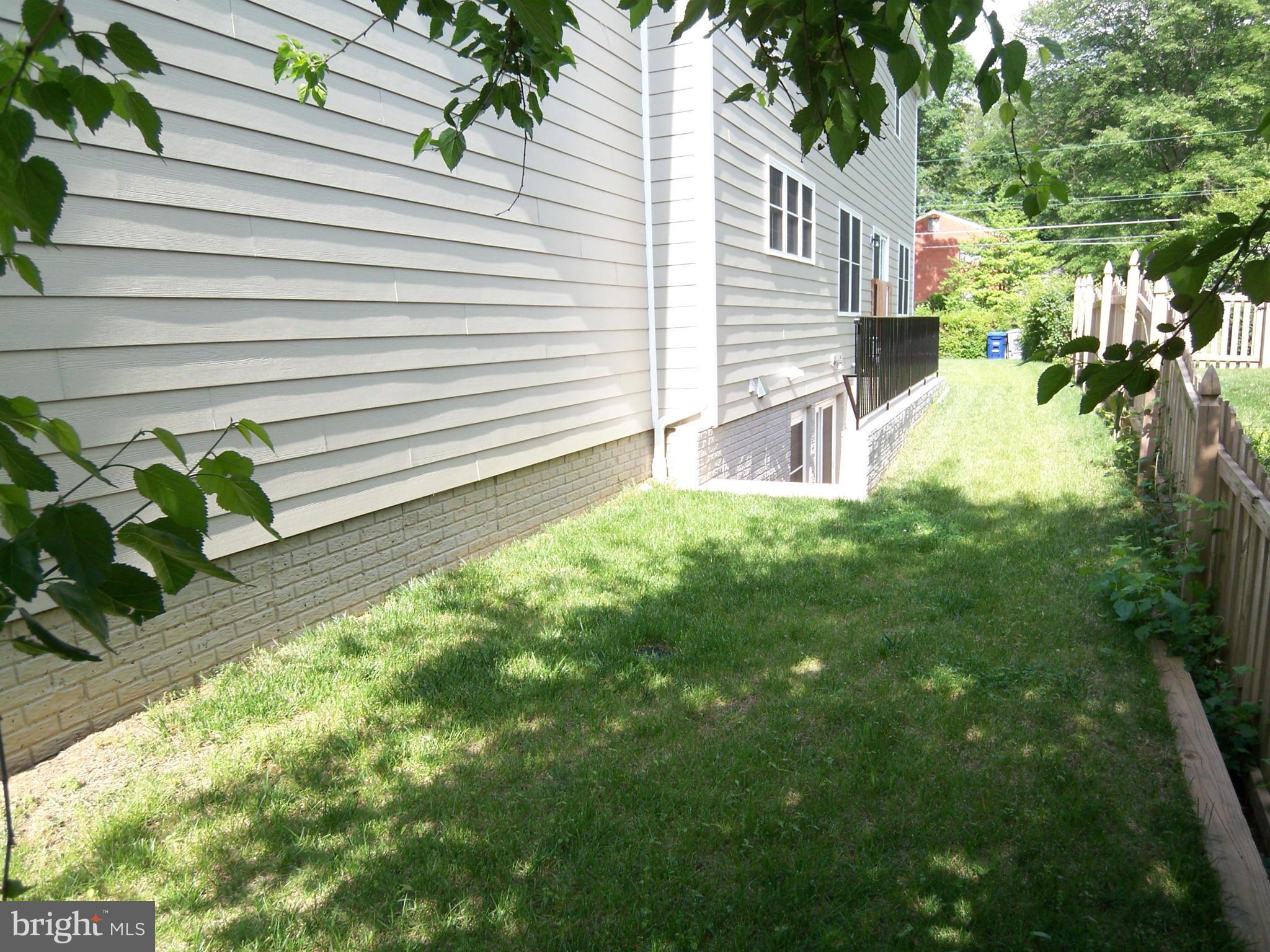 MERIDIAN PARK - Residential