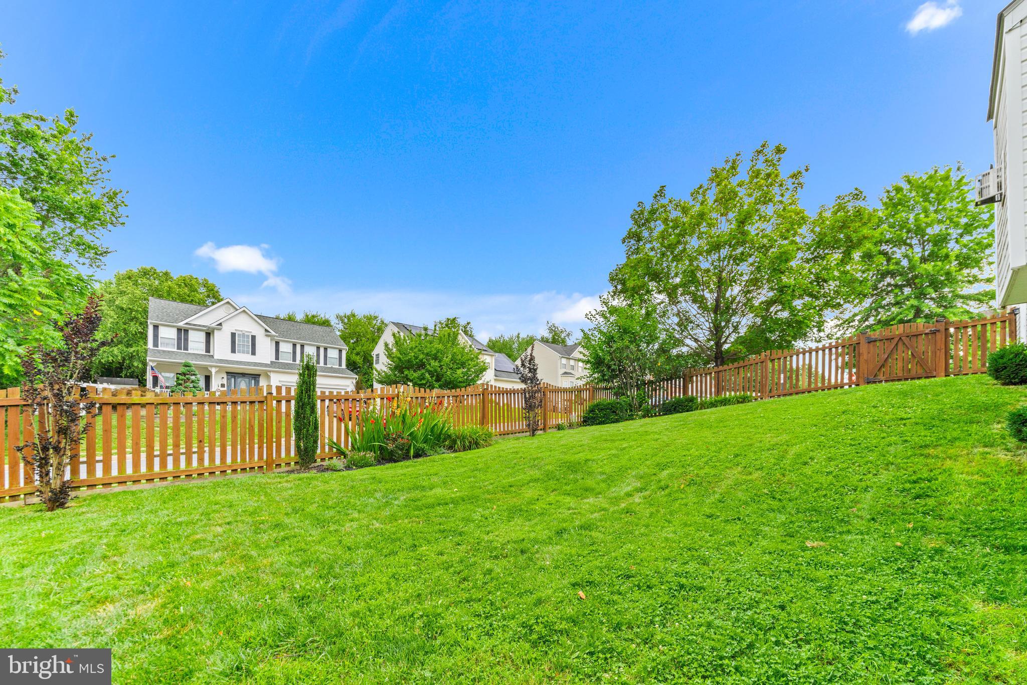 STONERIDGE OVERLOOK - Residential