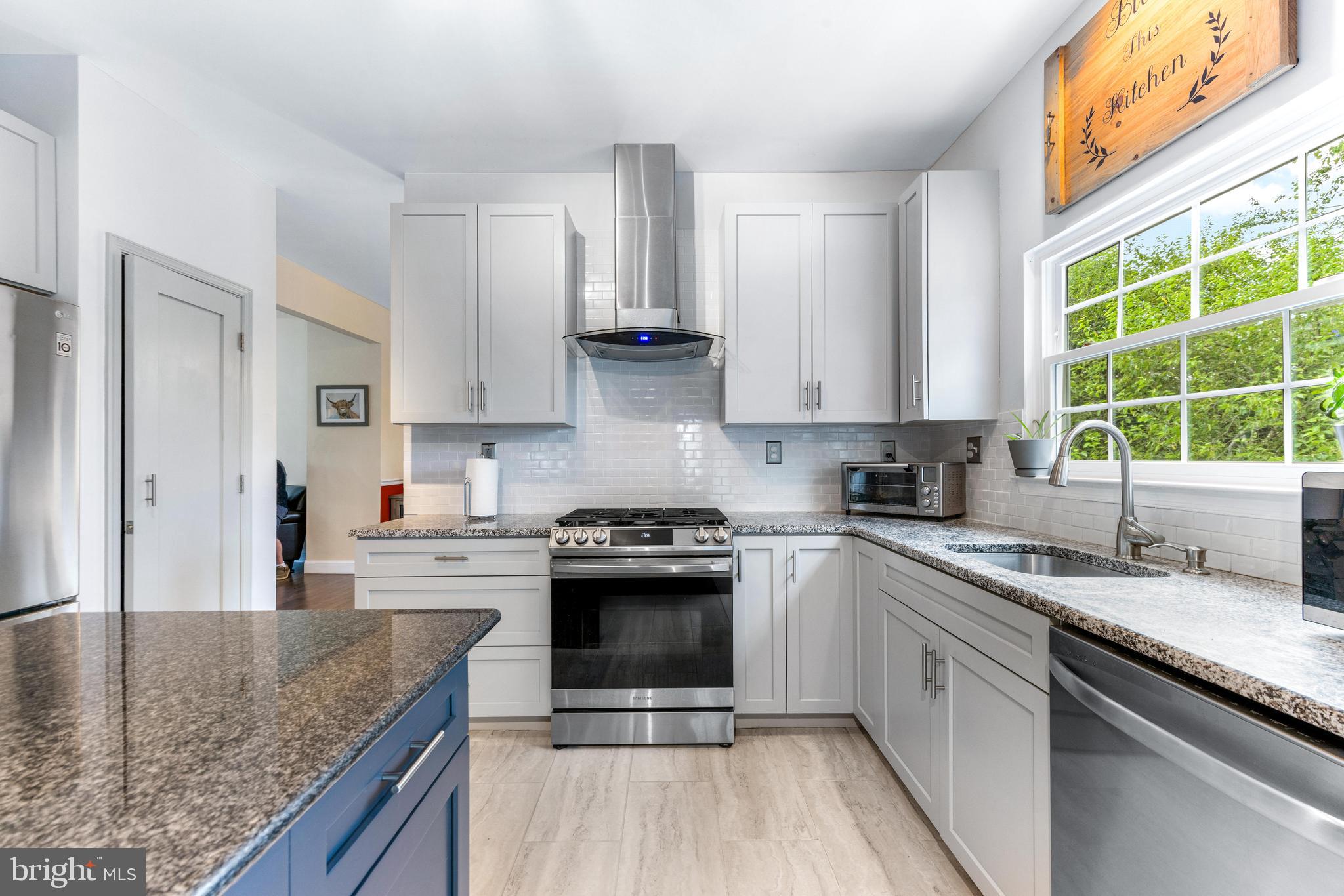 STONERIDGE OVERLOOK - Residential