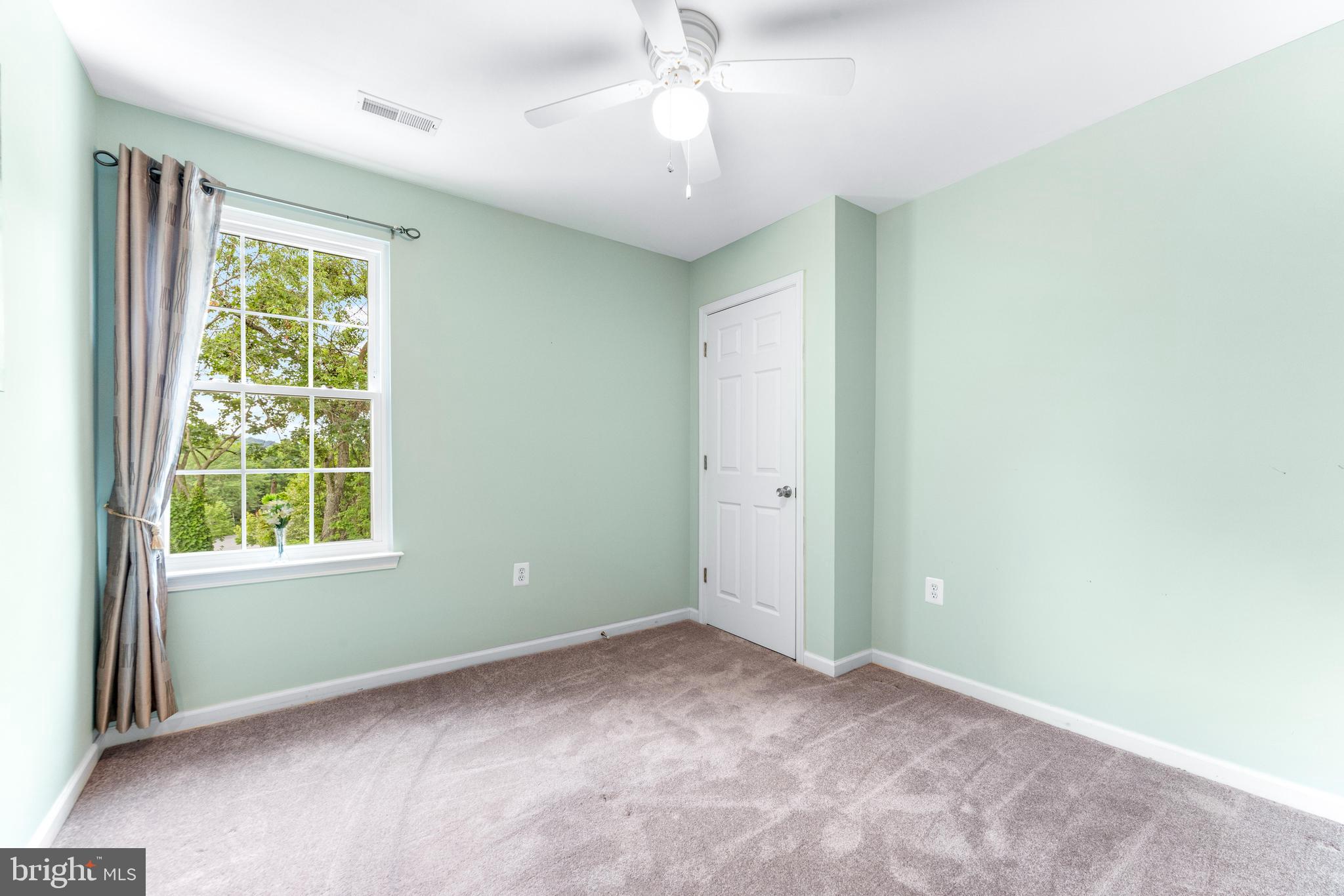 STONERIDGE OVERLOOK - Residential