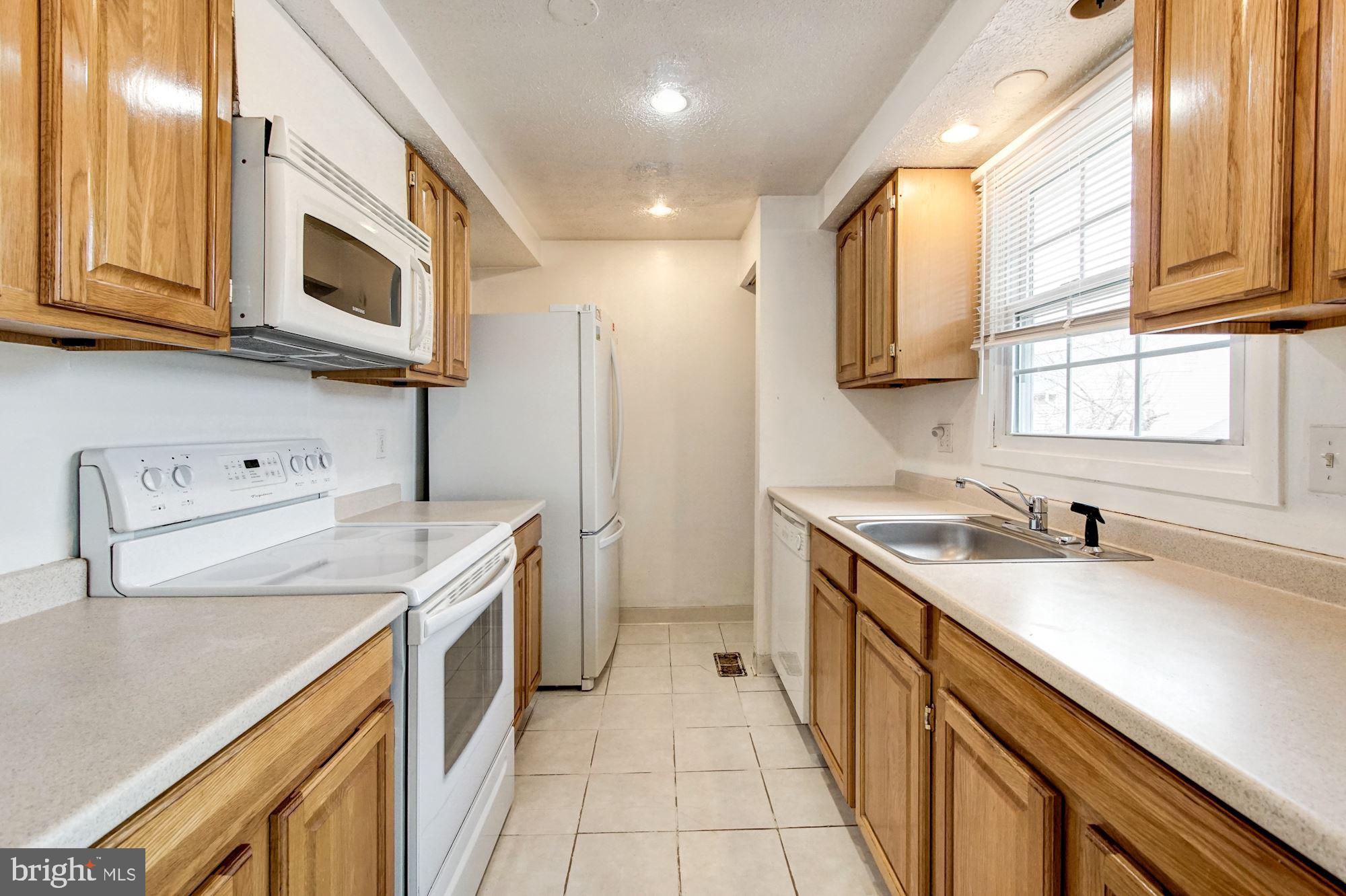 CHESTER GROVE - Residential