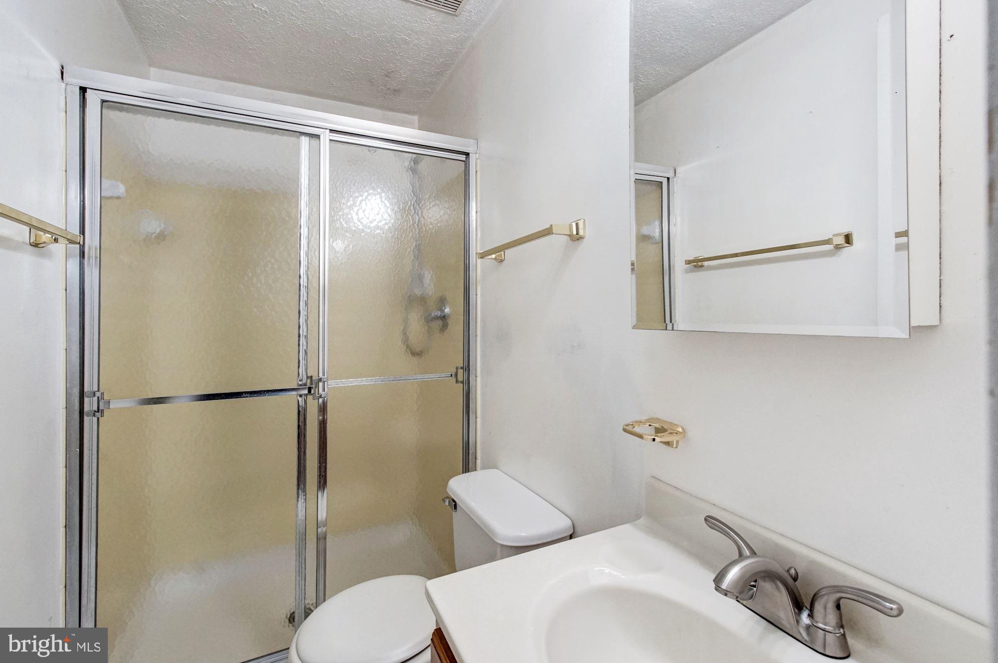 CHESTER GROVE - Residential