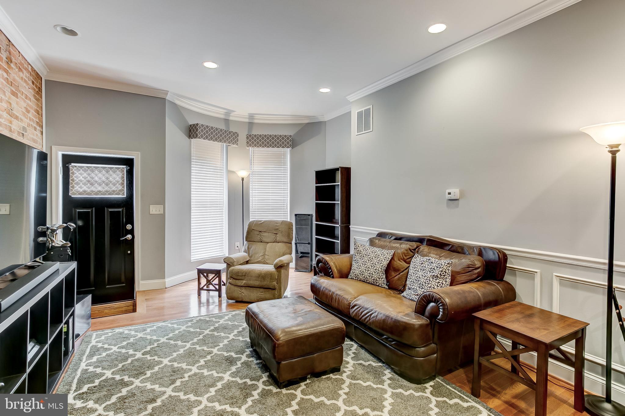 HIGHLANDTOWN - Residential