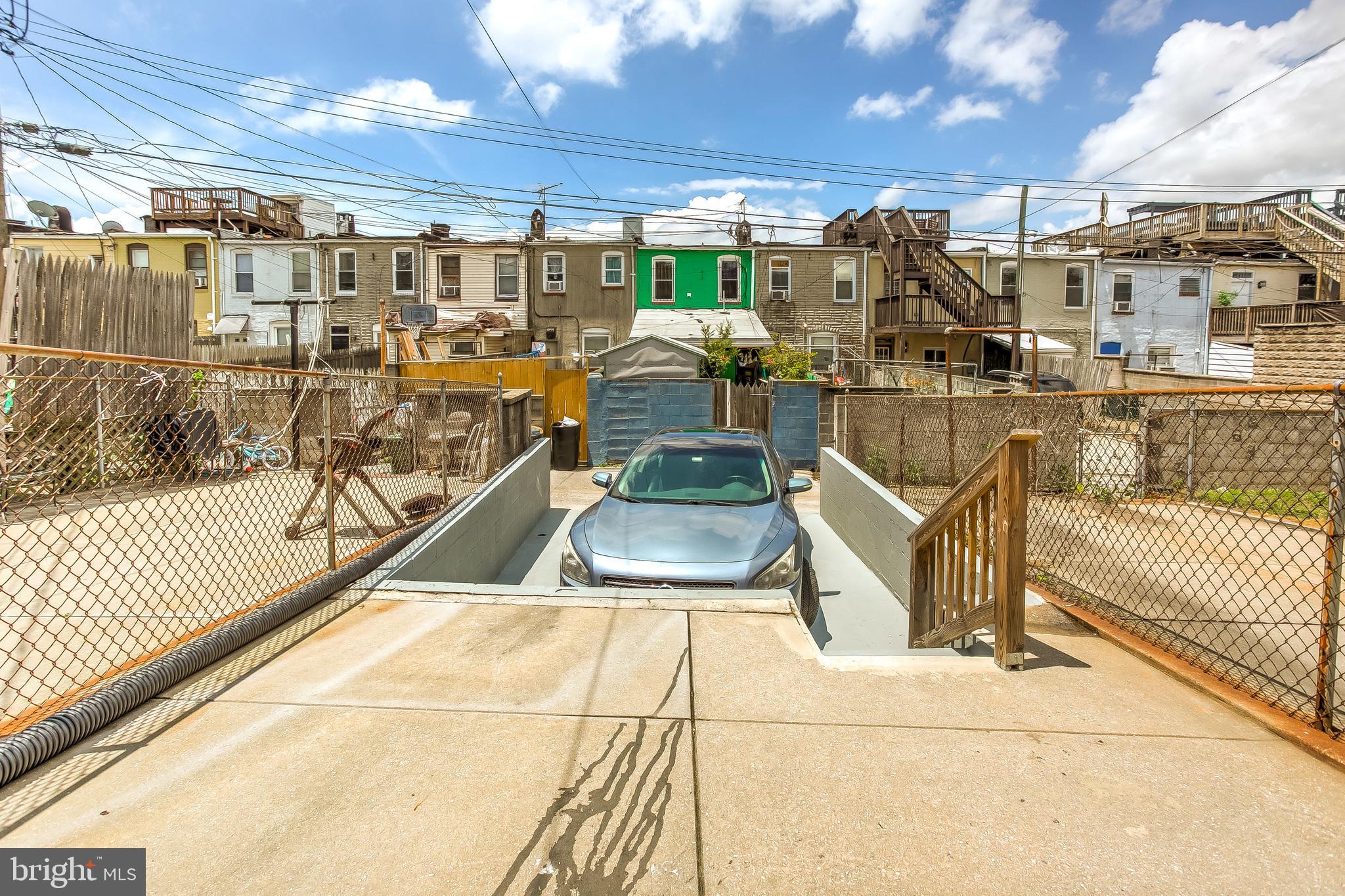 HIGHLANDTOWN - Residential