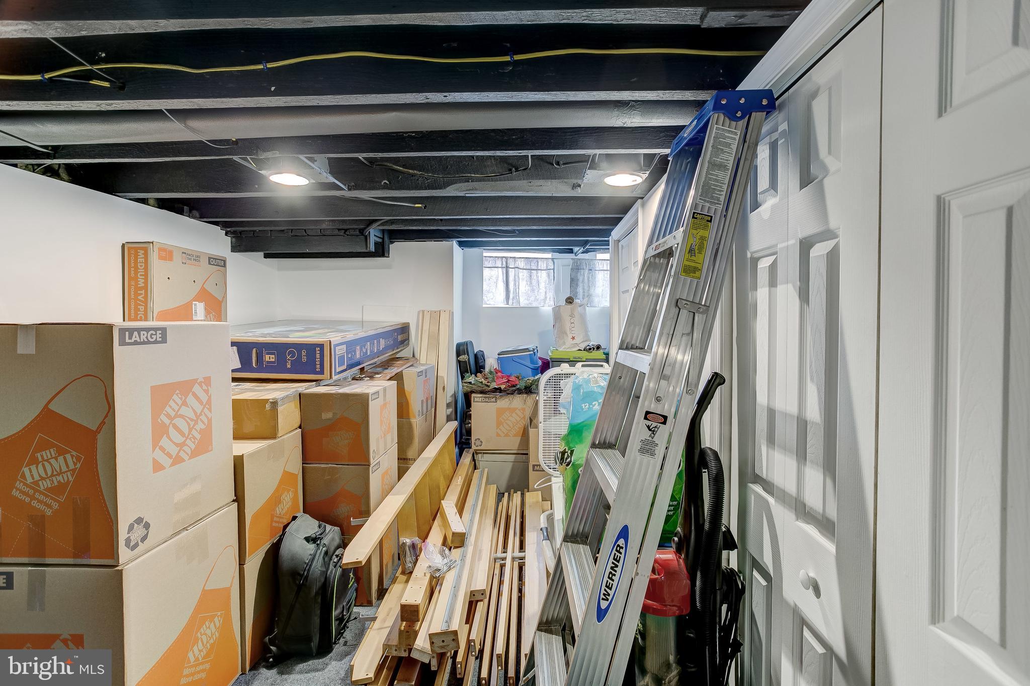 HIGHLANDTOWN - Residential