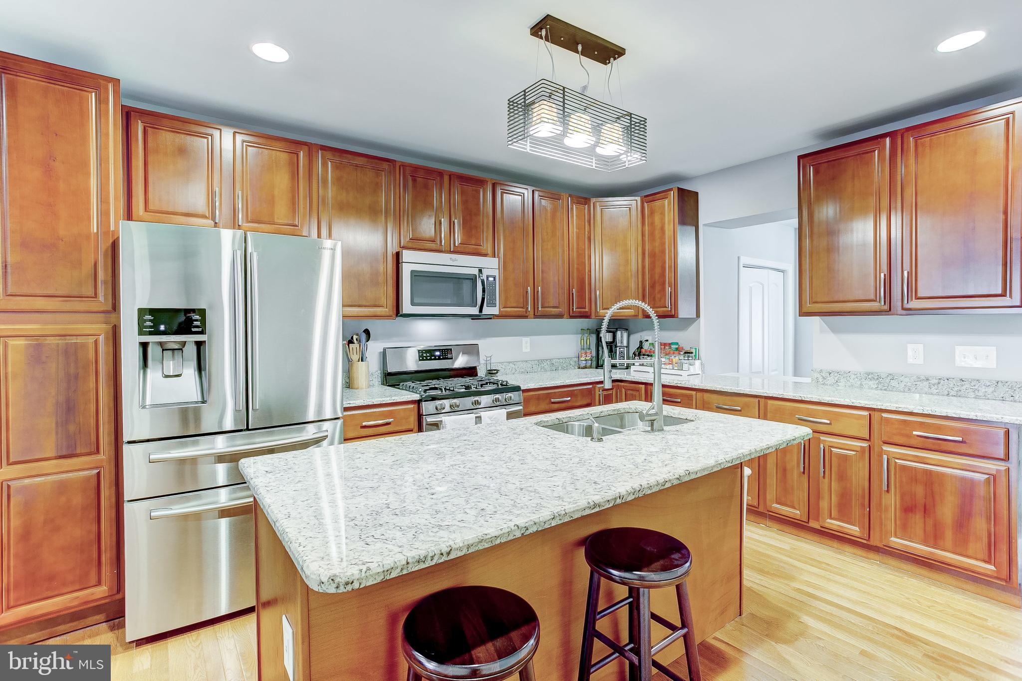 HIGHLANDTOWN - Residential