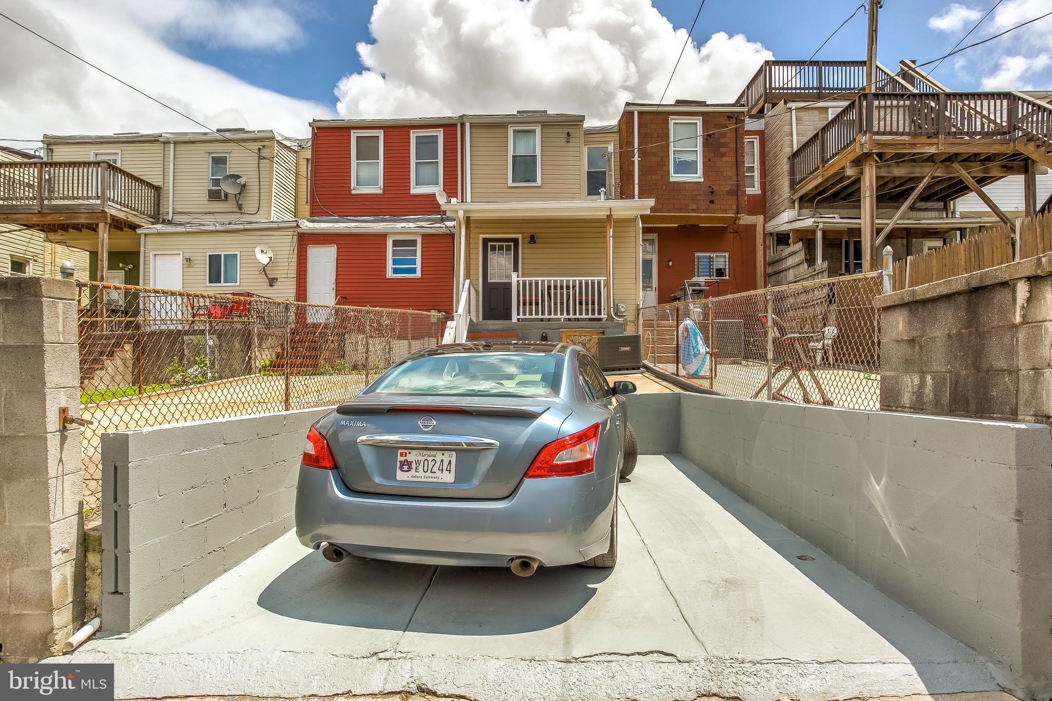 HIGHLANDTOWN - Residential