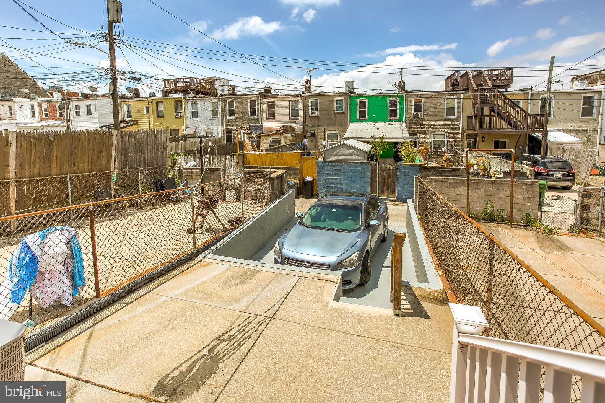 HIGHLANDTOWN - Residential