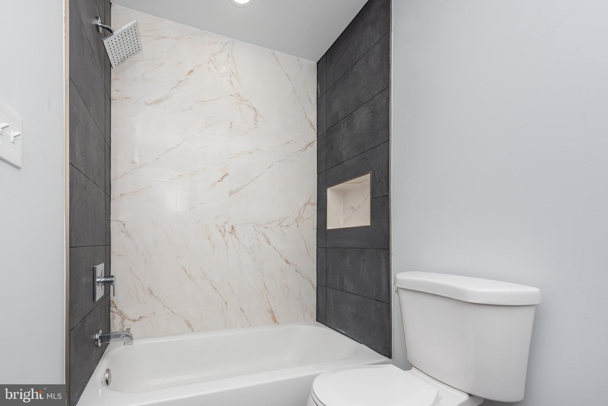 MIDTOWN EDMONDSON - Residential