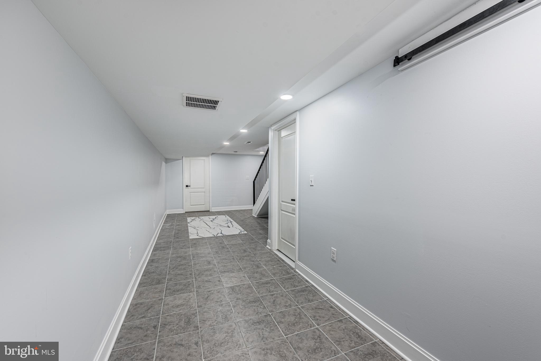 MIDTOWN EDMONDSON - Residential