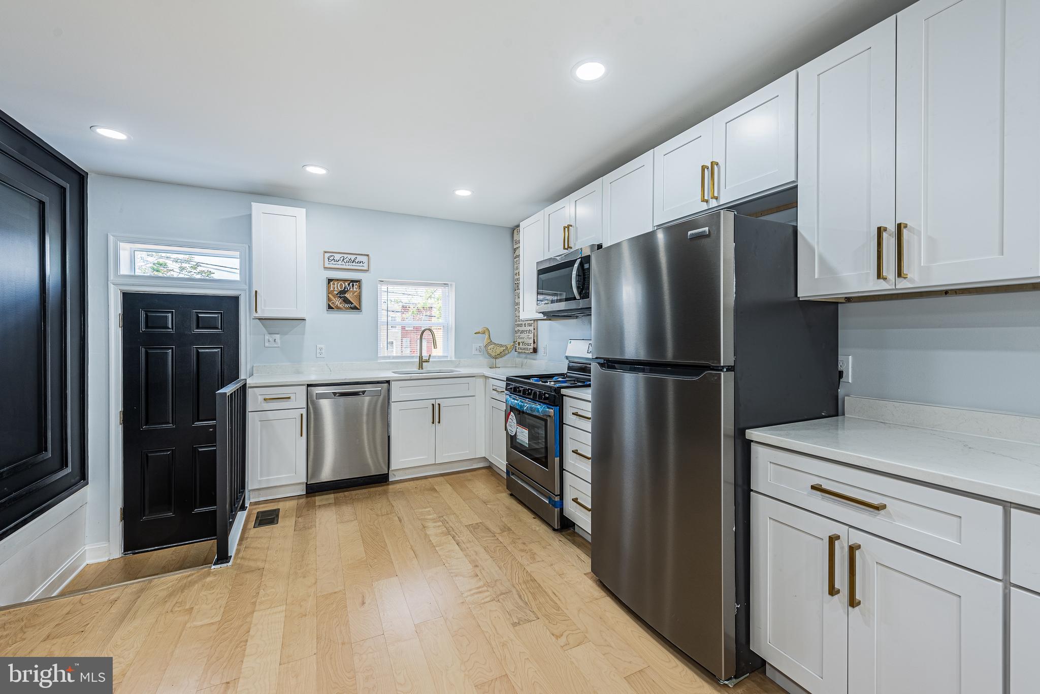 MIDTOWN EDMONDSON - Residential