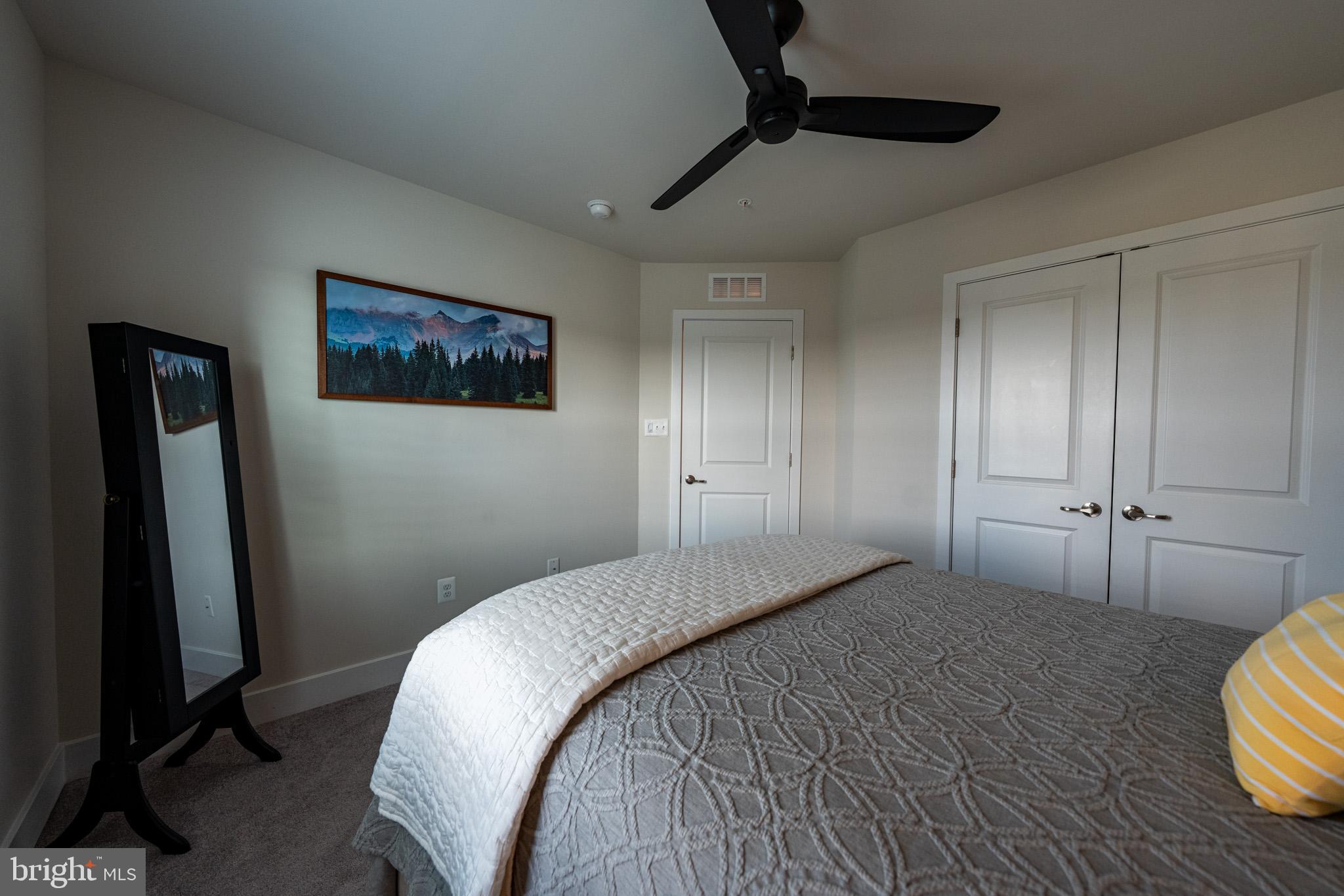 TANYARD SHORES - Residential