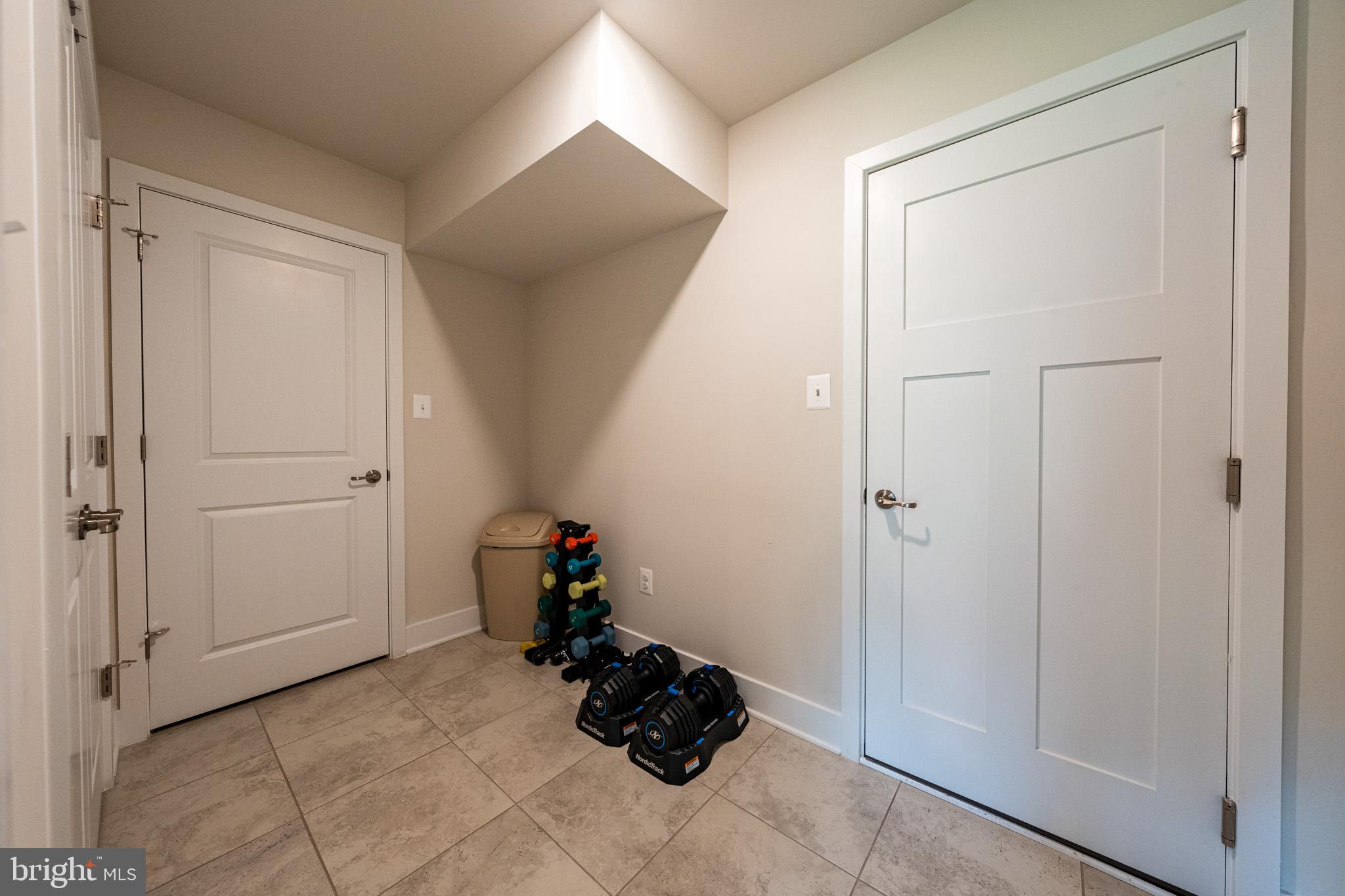 TANYARD SHORES - Residential