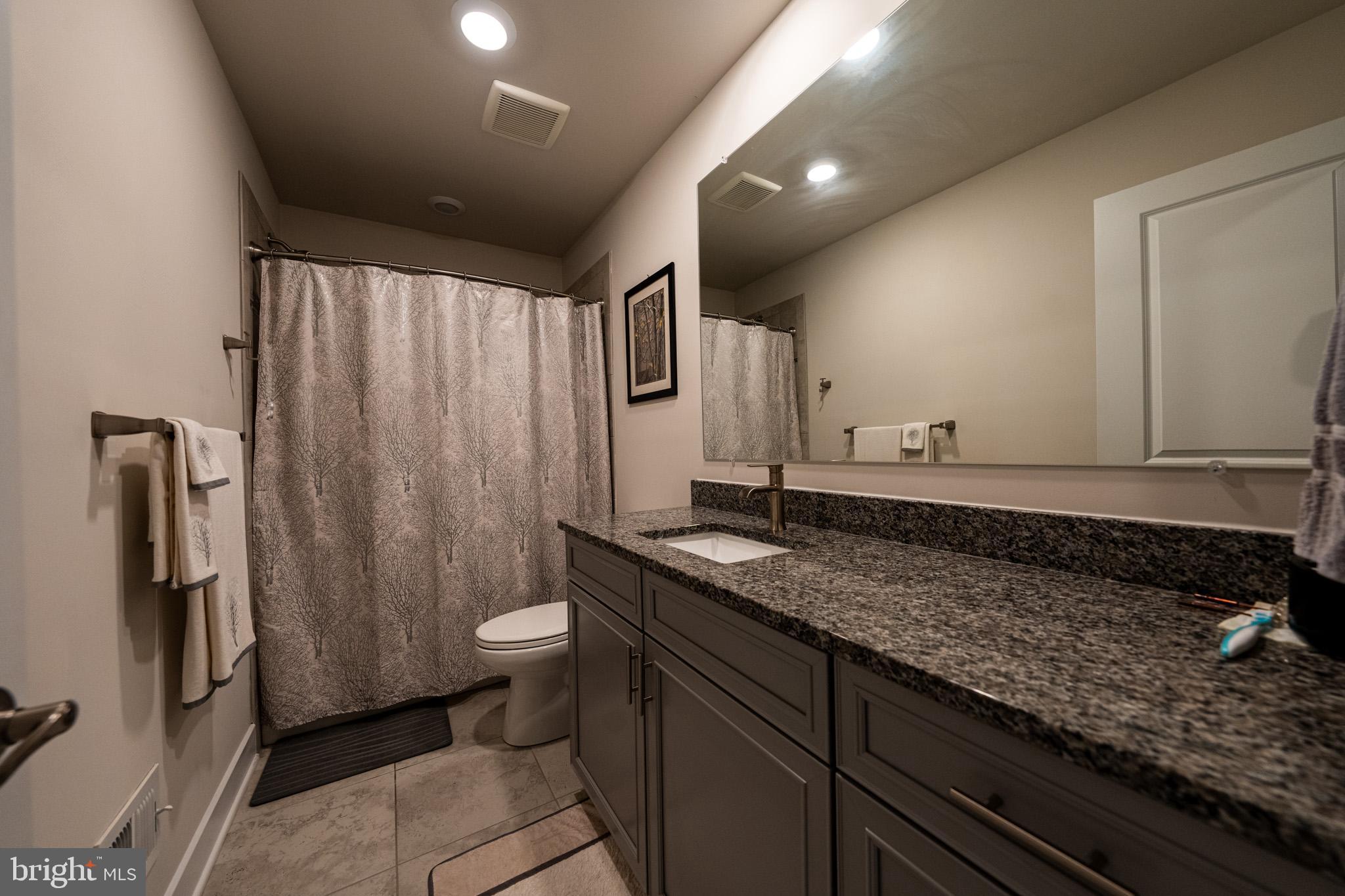 TANYARD SHORES - Residential