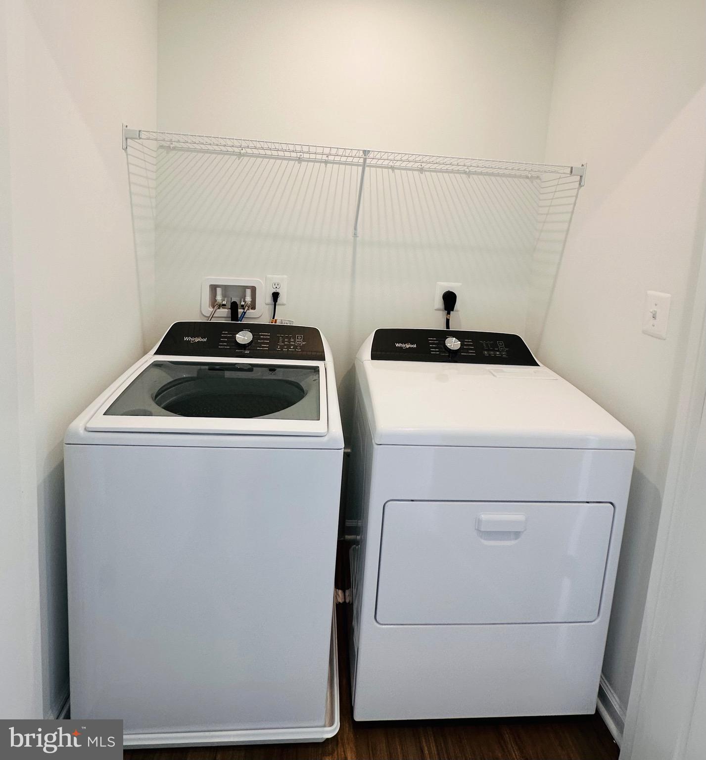 KING'S CROSSING - Residential Lease