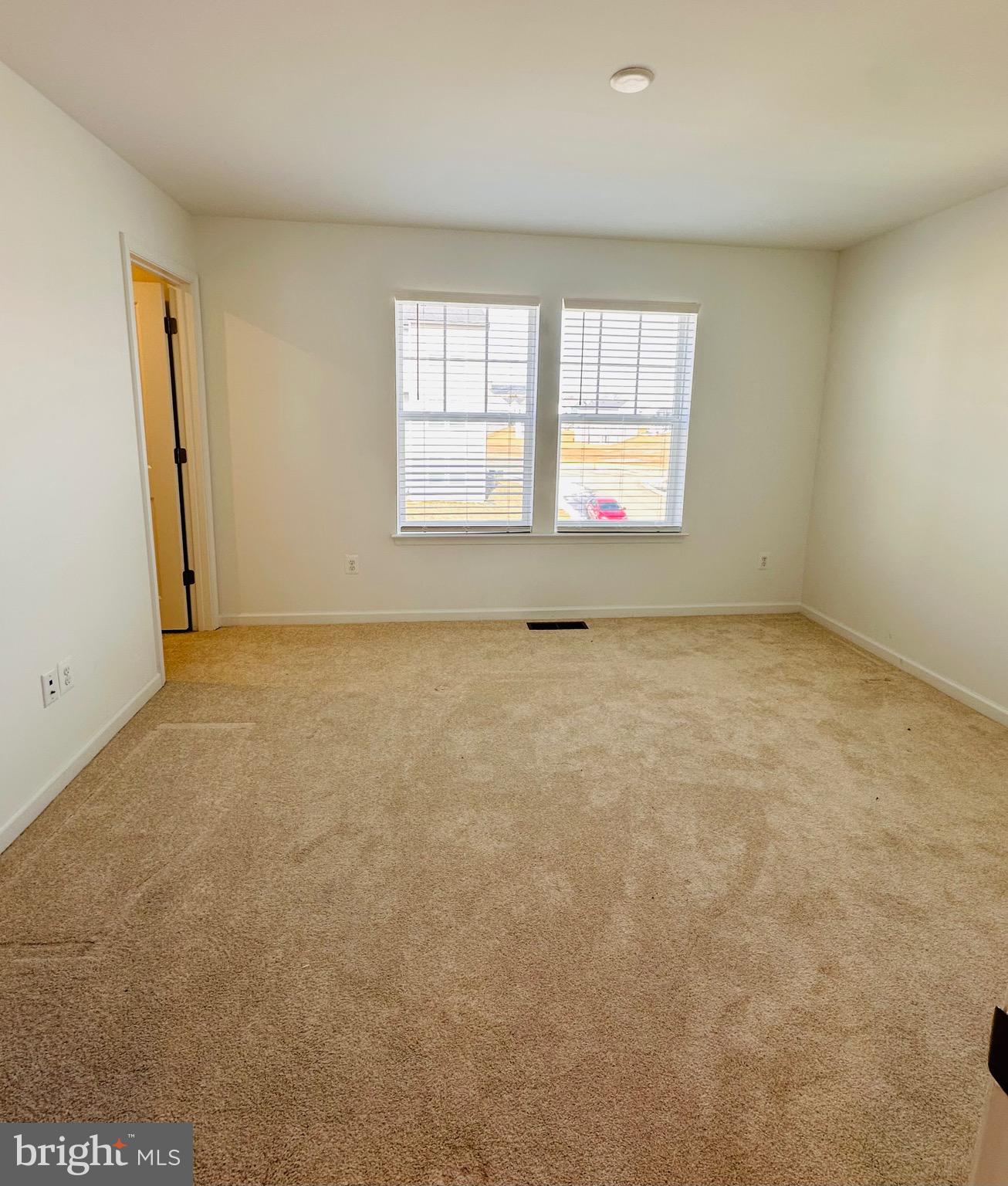 KING'S CROSSING - Residential Lease